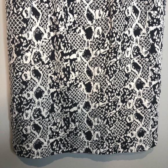 Adrianna Papell Sleeveless Stretch Jersey Sheath Dress, size 10 - Picture 3 of 11